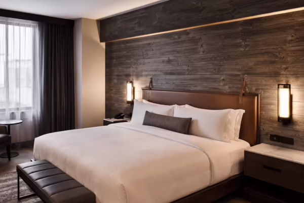 charcoal-shiplap-hotel-room