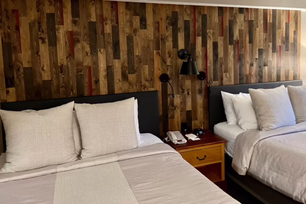 whiskey-barrel-brewpub-hotel-wall-beds
